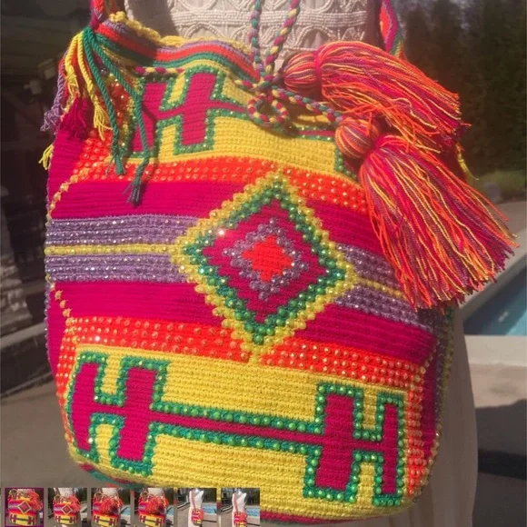 Colorful handmade Colombian Woven Women's Bag - Picture 4 of 4